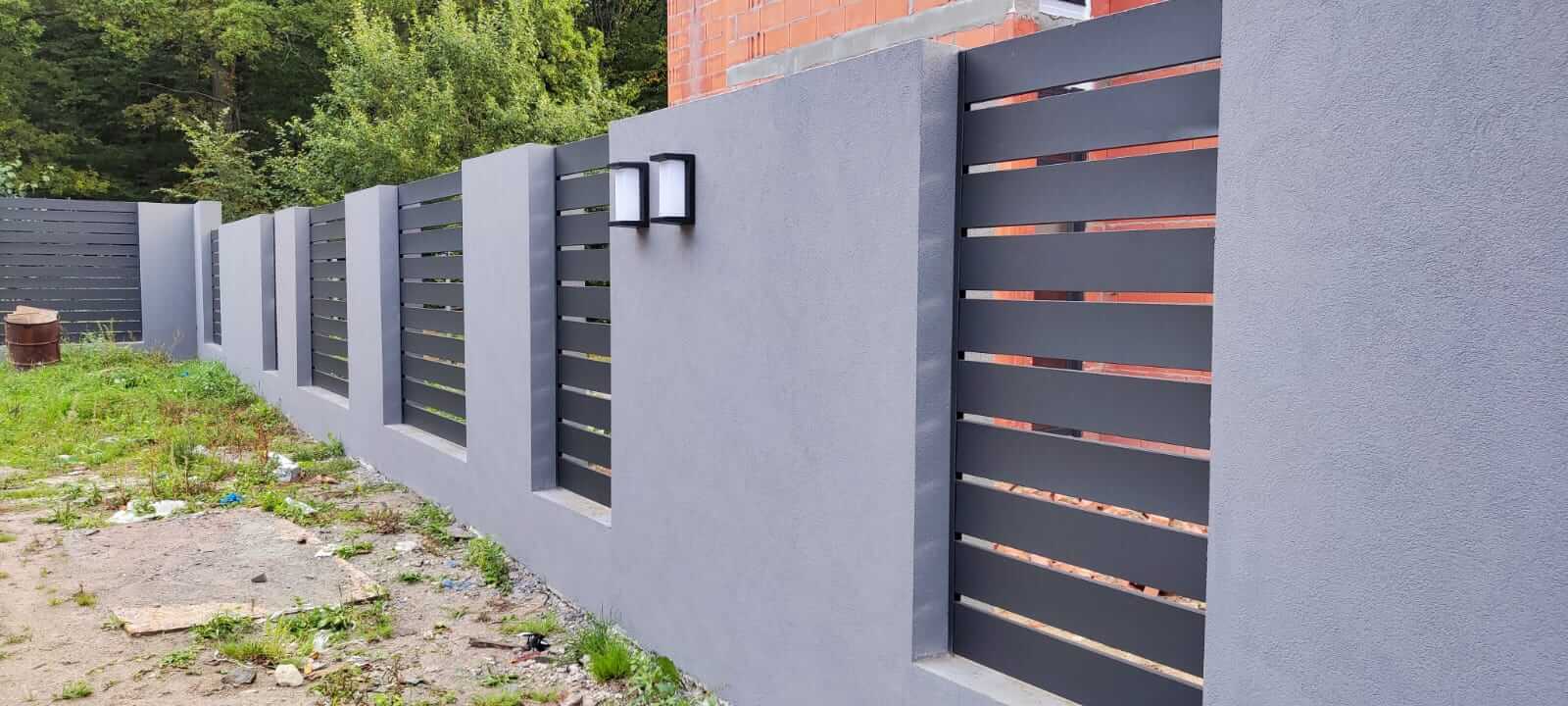 забор из металлопланкена RAL7024 Серый Графит МАТТЕ фото6 в Ханты-Мансийске