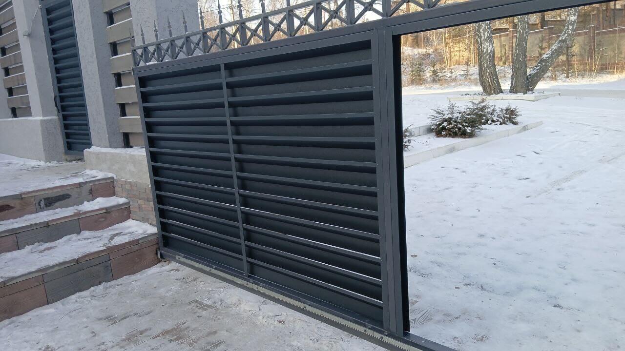Входная группа из ламелей Хай-Тек RAL7024/7024 Серый Графит двусторонний МАТТЕ фото 16 в Ханты-Мансийске